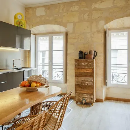 アパート Nona ボルドー