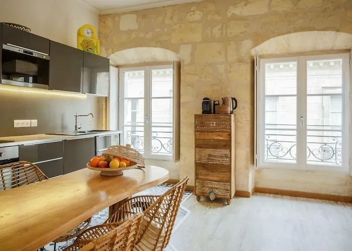 アパート Nona ボルドー